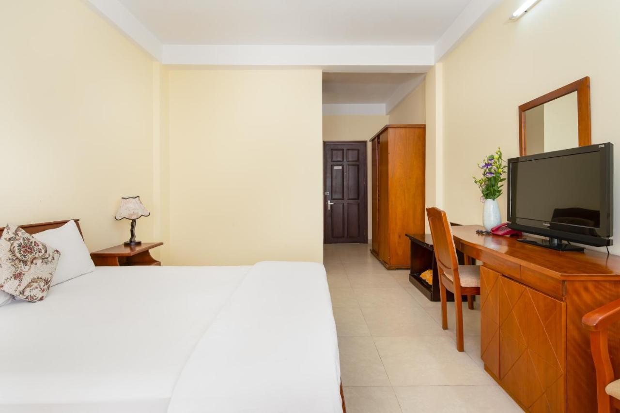 Thanh Lan Riverside Hotel Da Nang Buitenkant foto